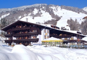 Hotel Interstar Alpin, Saalbach