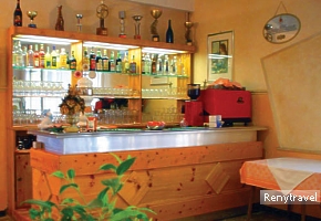 bar hotela CAROL
