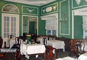 hotel Universo retaurcia