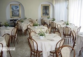 BOUGANVILLE retaurcia