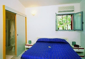 villaggio SAYONARA CLUB dvojlkov izba so socilnym zariadenm