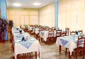 hotel LALLA retaurcia
