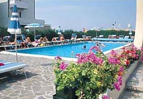 hotel LIFE bazn