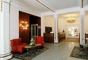 hotel PALACE vstupn hala s recepciou
