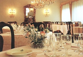 hotel PALACE retaurcia
