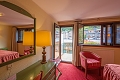 Hotel Rutllan, Massana