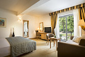 Grand Azur Hotel, Orebi