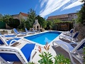 Villa Rato, Orebi