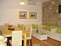 Villa Rato, Orebi