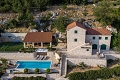 Villa Stolovi, Slivno Ravno