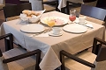 Hotel Diadem, Omi