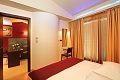 Hotel Diadem, Omi