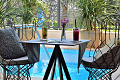 Aparthotel Flora, Tuepi