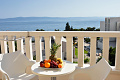 Aparthotel Flora, Tuepi