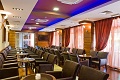 Hotel Plaa, Omi