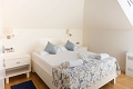 Hotel Pleter, Mimice