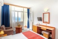 Holiday Village Sagita, Omi