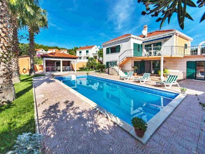 vila s baznom Sumatrin Bra