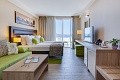 Hotel Pinija, Petrane