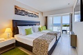 Hotel Pinija, Petrane
