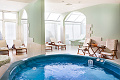 Hotel Corinthia, Baka
