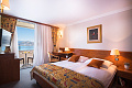 Hotel Corinthia, Baka