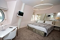Le Cesar Hotel, Provins