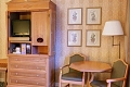 Disneyland Hotel, Chessy
