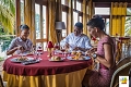 Hotel Sakoulis, Bandrl