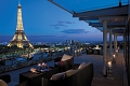 Shangri-La Hotel, Par