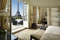 Shangri-La Hotel, Par