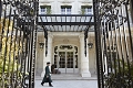 Shangri-La Hotel, Par