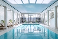 Shangri-La Hotel, Par