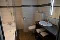 Hotel Alpin, Landry