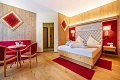 Schlosshotel Lacknerhof, Flachau