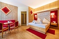 Schlosshotel Lacknerhof, Flachau
