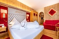 Schlosshotel Lacknerhof, Flachau