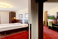 Hotel Educare, Treffen
