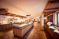 Hotel Alpenrose, Khtai