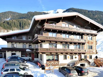 Hotel Unterellmau - Hinterglemm