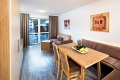 Apartmnov dom Gondeblick, Fiss