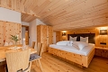 Hotel Alpenstolz, Mieders