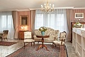 Hotel Savoy, Viede