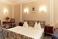 Hotel Savoy, Viede