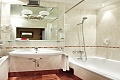 Hotel Savoy, Viede