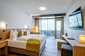 Hotel Crystal, Fgen