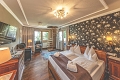 Hotel Crystal, Fgen