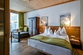Hotel Crystal, Fgen