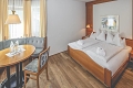 Hotel Crystal, Fgen