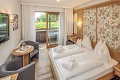 Hotel Crystal, Fgen